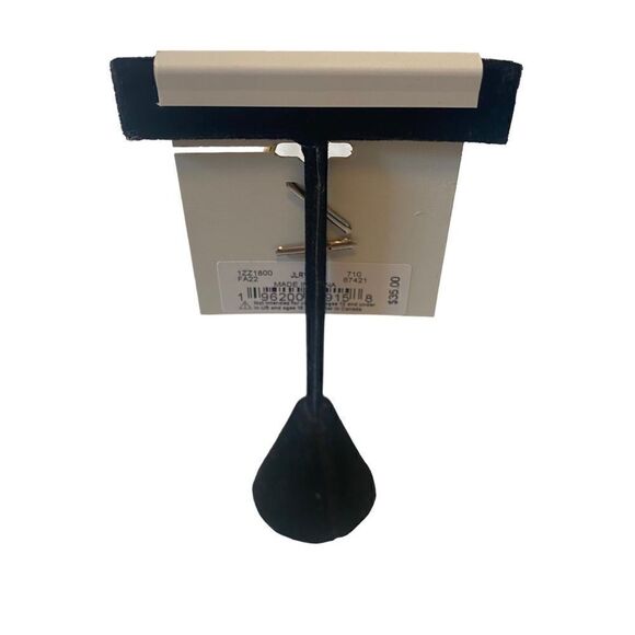 Lucky Brand 5 Gold Toned Ring Set in Ladies Sz. 7 - Picture 4 of 5